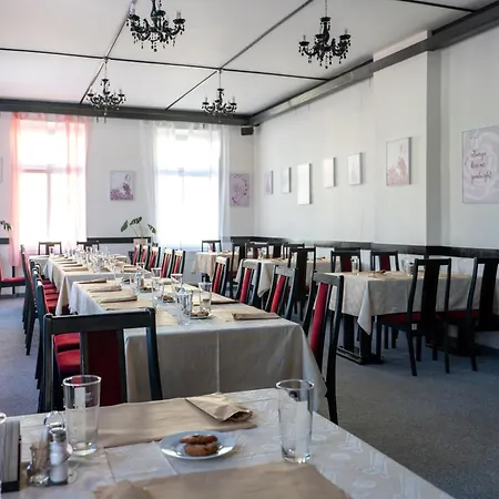 Hotel Cb Royal Ceske Budejovice