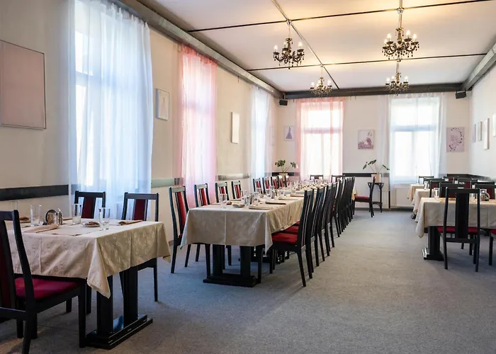 Cb Royal Szálloda 3*